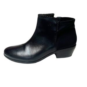 Jack Roger Laser Cut Eyelet Black Ankle Booties Size 6